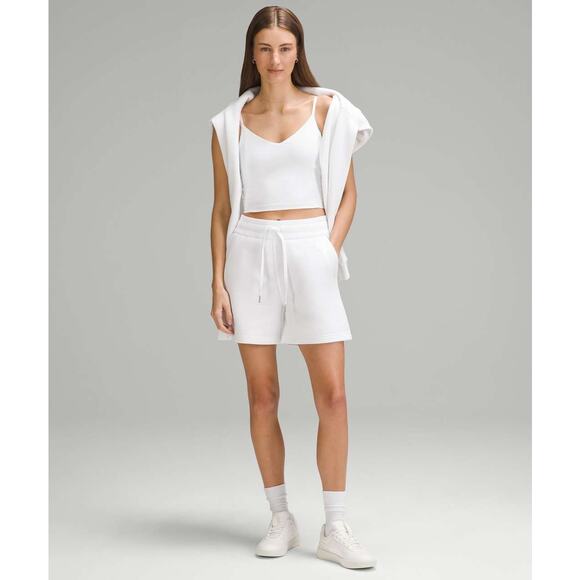 Lululemon Scuba High-Rise Short 5" in White Size 8 - Picture 1 of 7